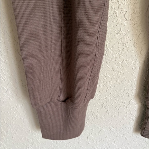 NWT HALARA Brown High-Rise Cargo Jogger Pants - Picture 9 of 14